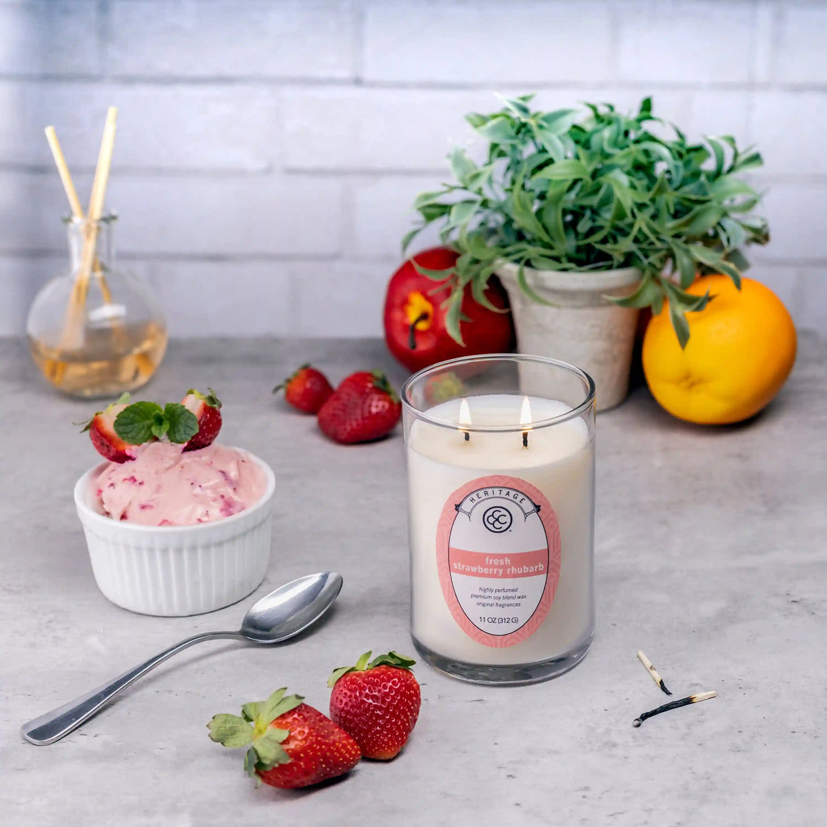 Fresh Strawberry Rhubarb, 11 oz